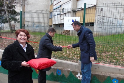 Тържествено откриване на проекта „Подмяна на оградата и реконструкция на игрището на детска градина „Баре“